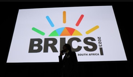 Bergabung dengan BRICS